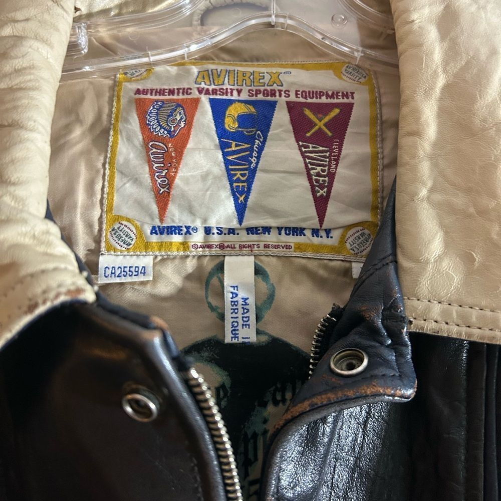 Rare Avirex Chief High Hawk American Team Leather Jacket Indian Head XL - Picture 15 of 16